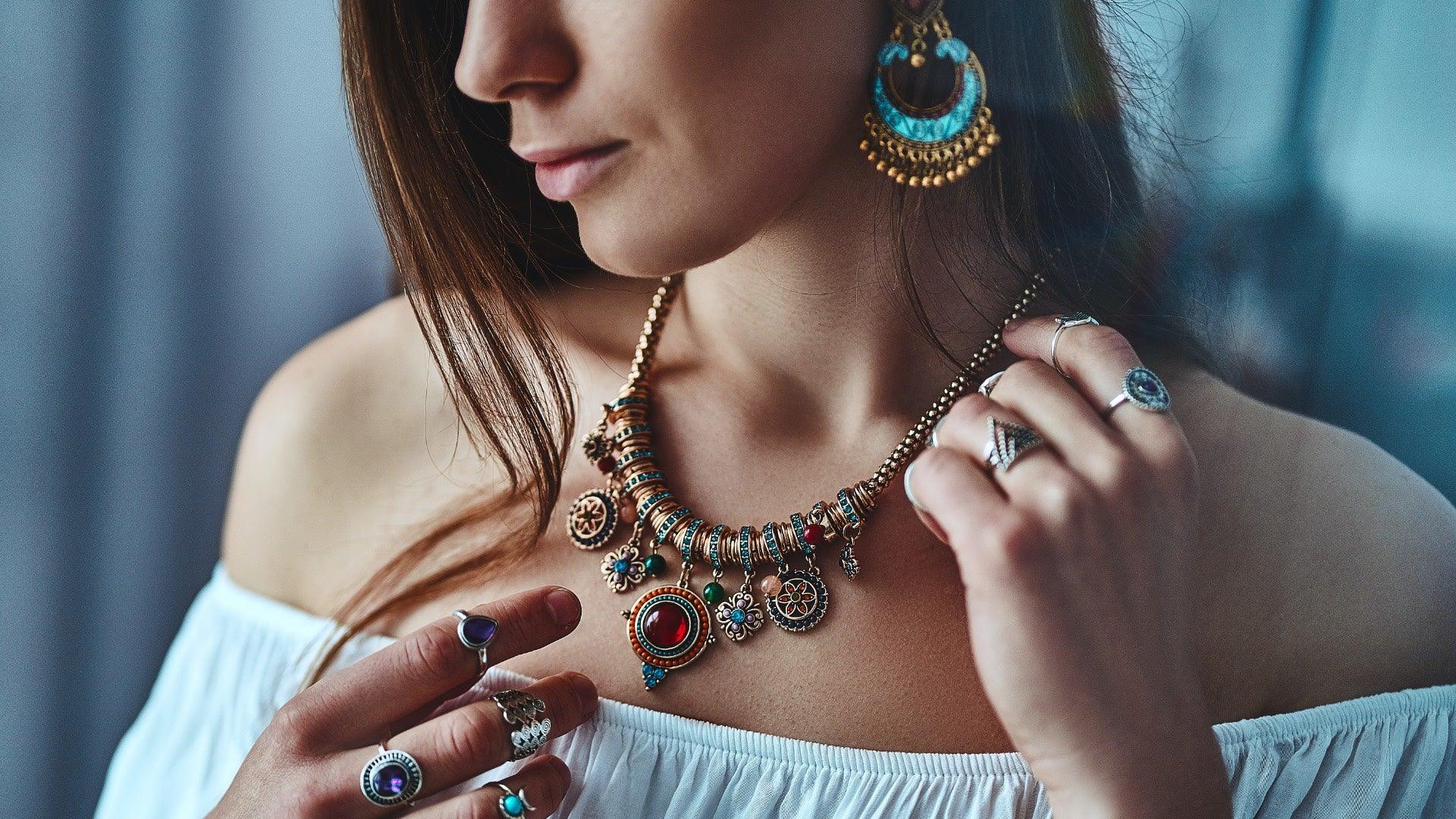 The most appealing features of oxidized silver jewelry - CIASARA